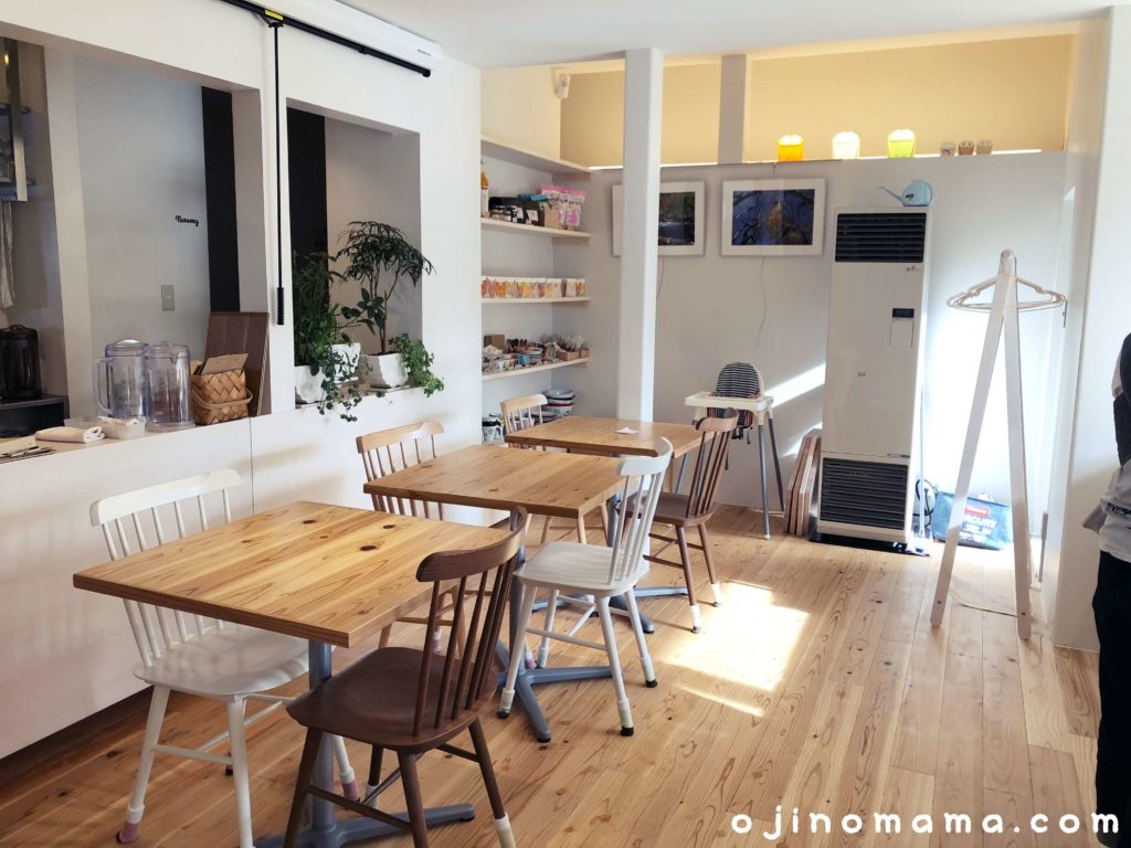 パパヒデヒコ 大きなソファー席で赤ちゃん連れに大人気 サッポロママログ