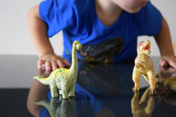 3歳おもちゃ恐竜
