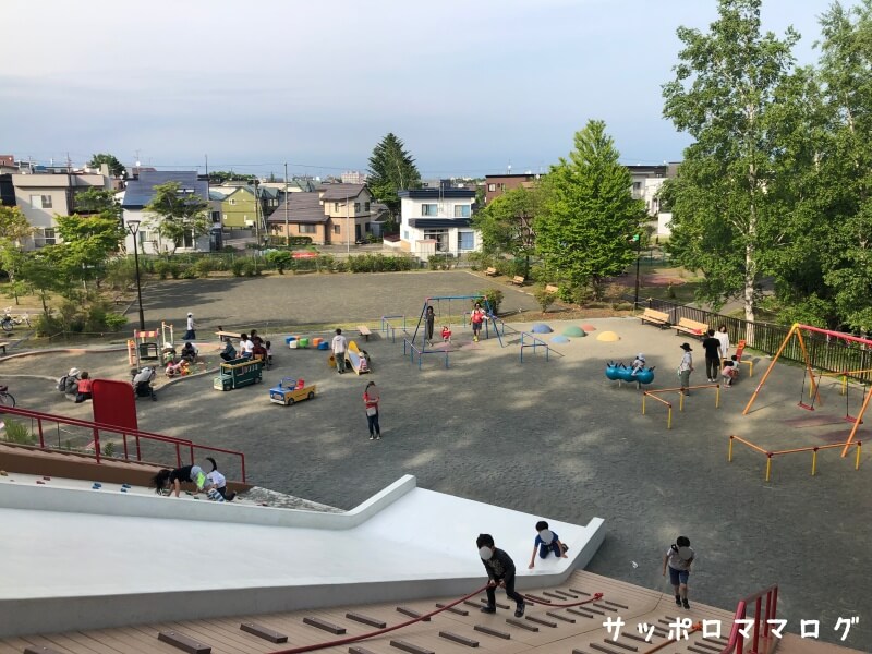 清田南公園 大きなすべり台が大人気 駐車場あり サッポロママログ